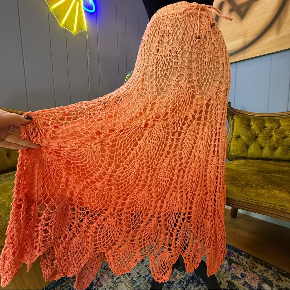 ❌SOLD🏷️Vintage Coral Ombre Crochet Maxi Skirt Size Medium - Picture 6 of 7